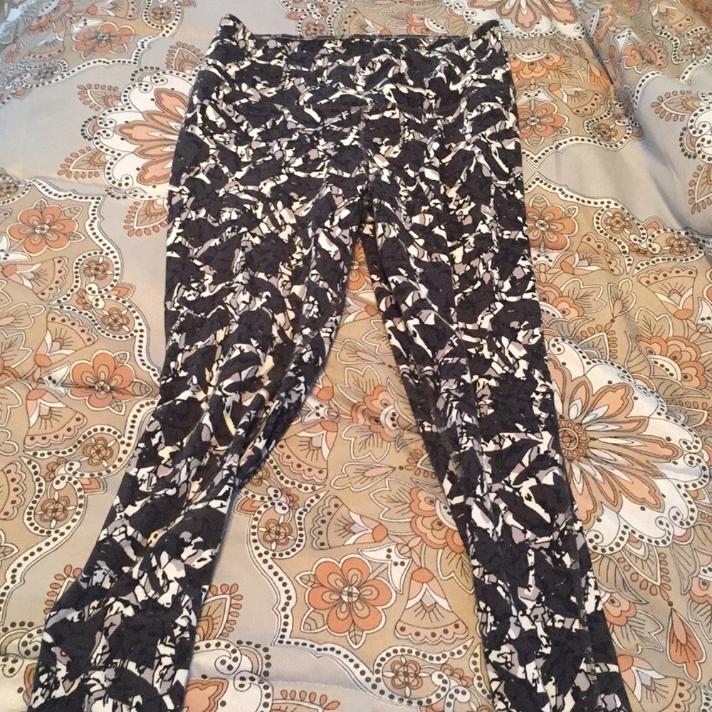 Nike dri-fit workout pants